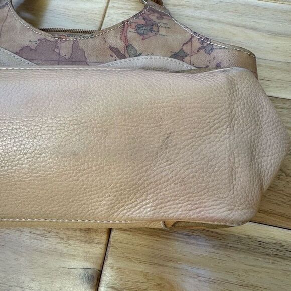 Alviero Martini tan leather shoulder bag made in Italy - Picture 7 of 9